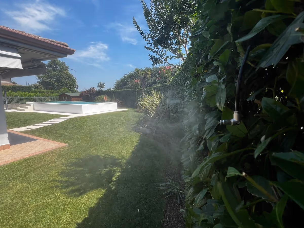 Dettaglio del progetto Impianti anti-zanzara realizzato da LS Giardini